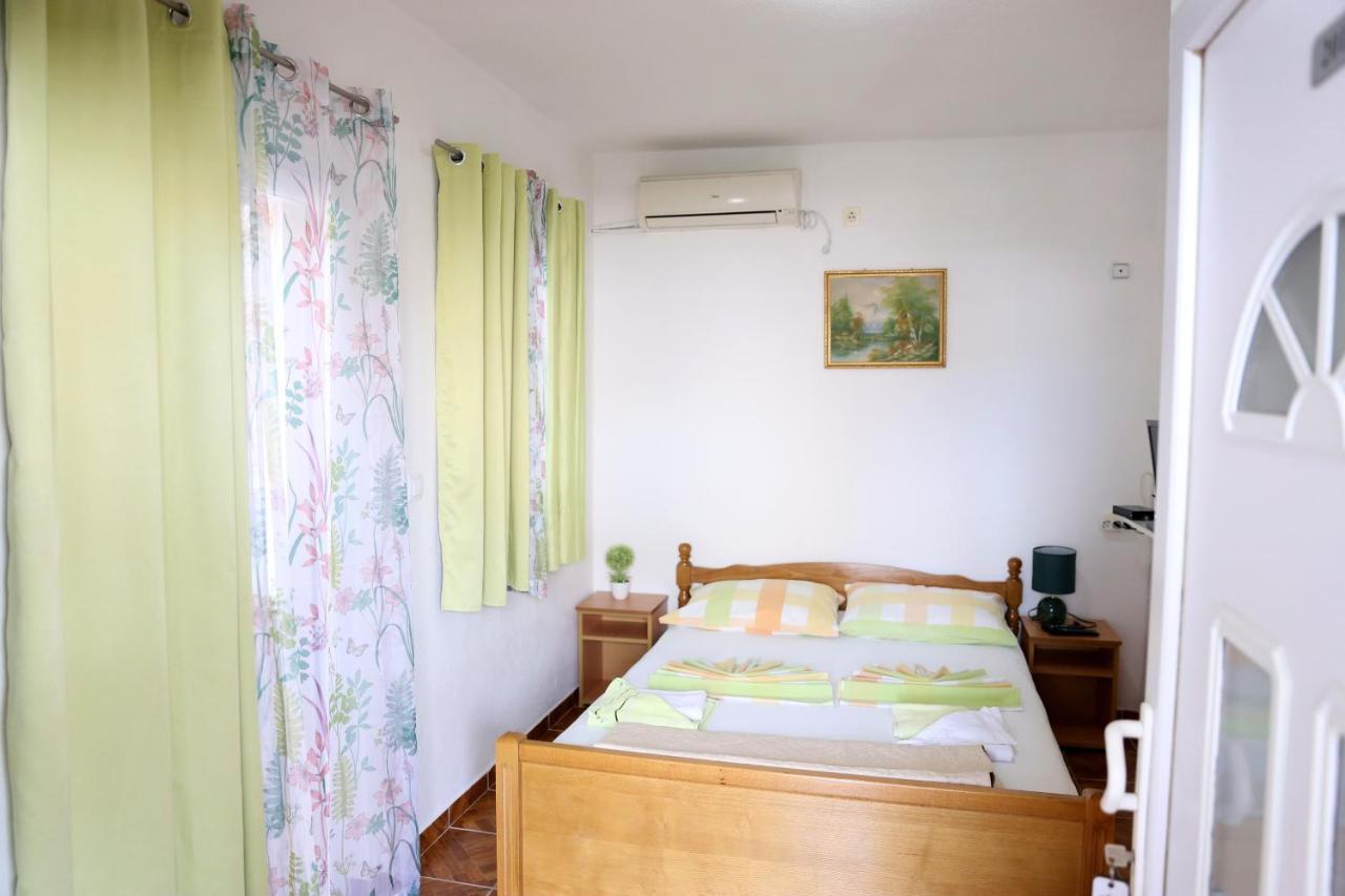 ウルツィニFriendly Houseアパートメント エクステリア 写真